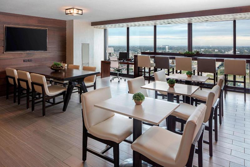 带大床的标准间, Baton Rouge Marriott