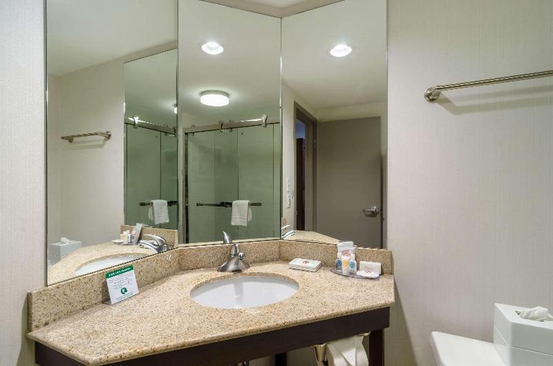 Номер Стандарт, Comfort Inn Raleigh Midtown