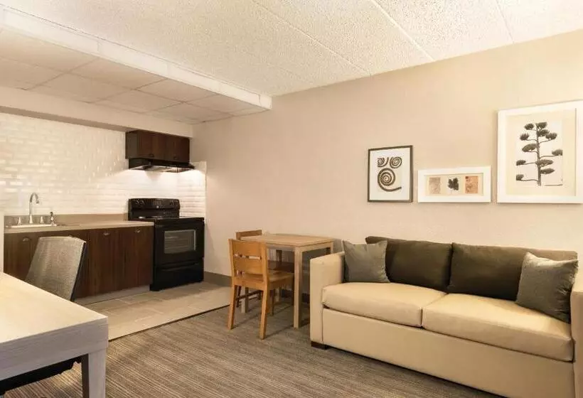 سوئیت با تخت بزرگ, Country Inn & Suites By Radisson, La Crosse, Wi