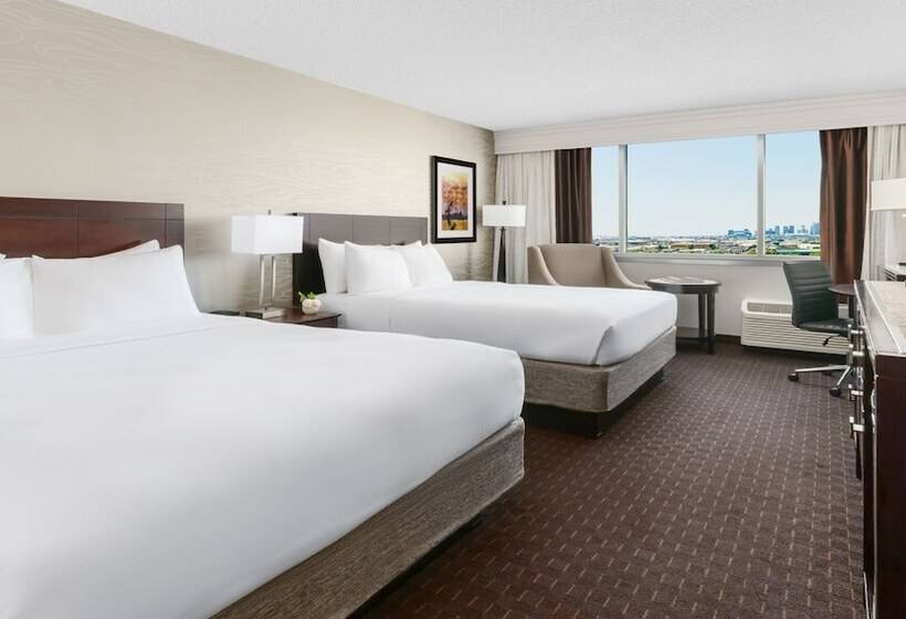 带2个双人床的标准工作室, Crowne Plaza Phoenix Airport   Phx, An Ihg