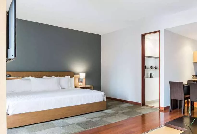 Junior Suite King Bed