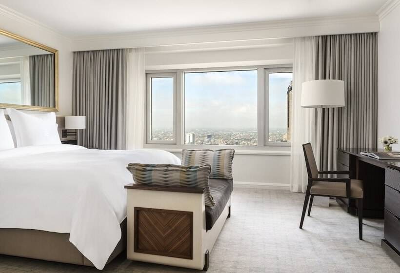 سوئیت با تخت بزرگ, Four Seasons  Chicago