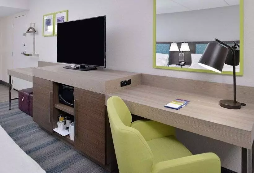２ダブルベッドのスタンダードルーム, Hampton Inn Greenville