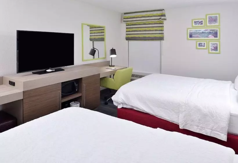 ２ダブルベッドのスタンダードルーム, Hampton Inn Greenville