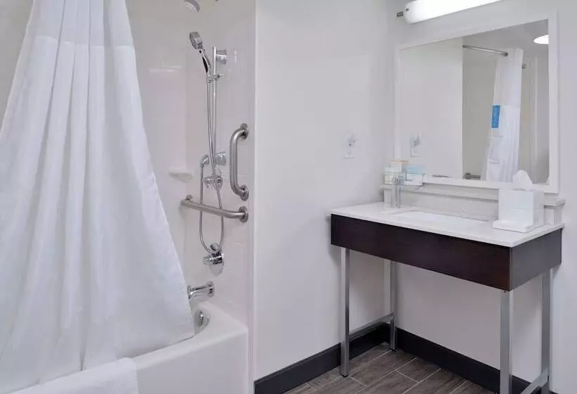 身障者適用スタンダードルーム, Hampton Inn Greenville