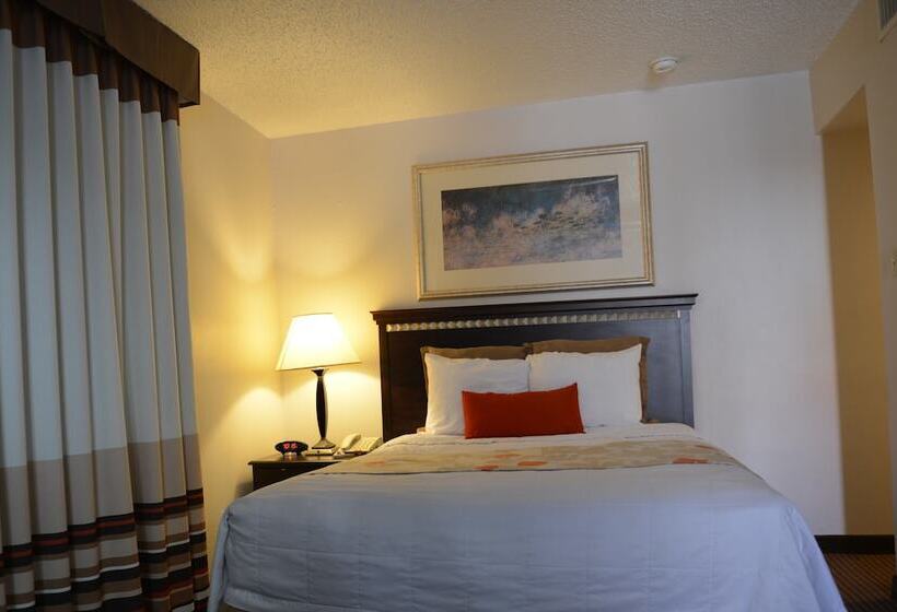 جناح, Hawthorn Extended Stay By Wyndham Dallas