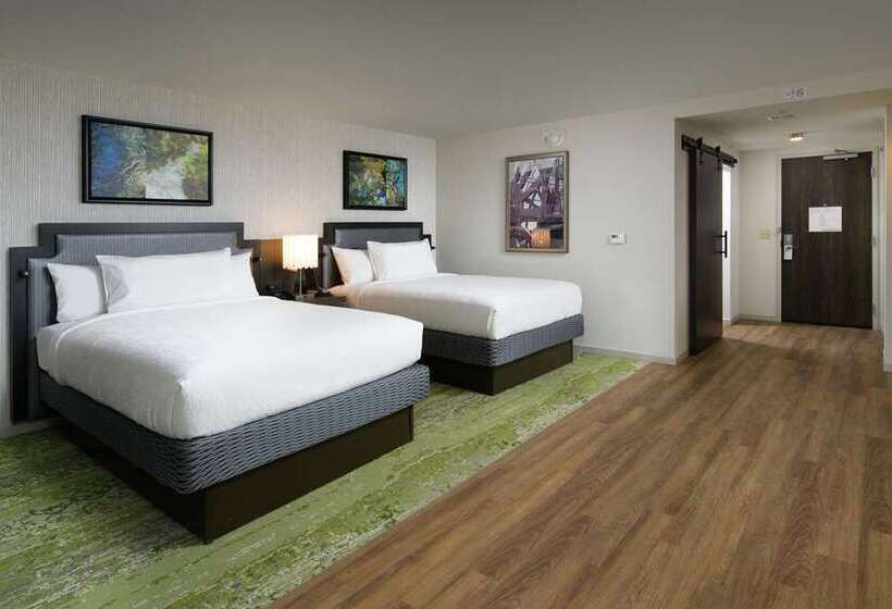 غرفة ديلوكس, Hilton Cincinnati Airport