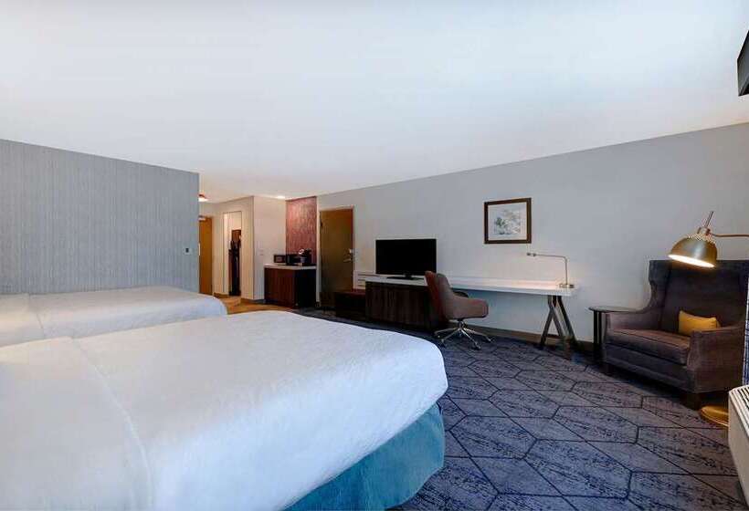 غرفة ديلوكس, Hilton Cincinnati Airport
