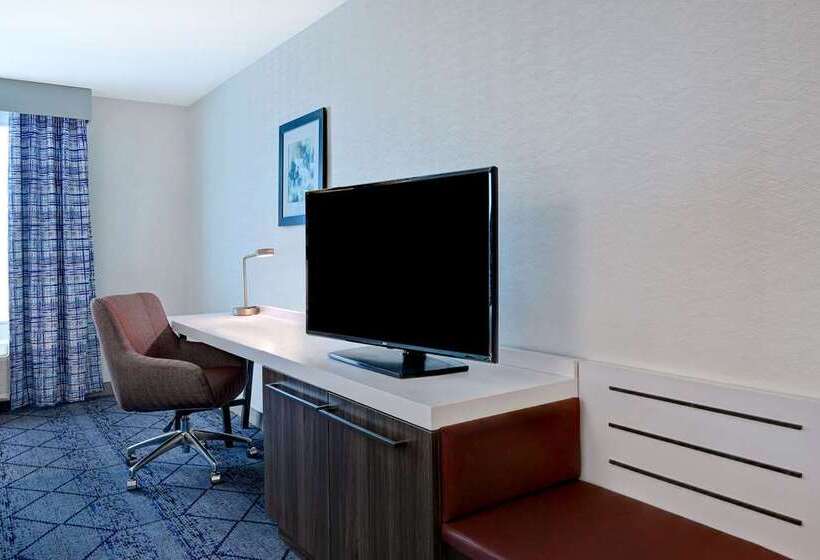غرفة ديلوكس, Hilton Cincinnati Airport