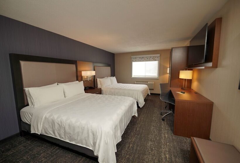 غرفه قياسيه سريرين مزدوجين, Holiday Inn & Suites Chicago Carol Stream Wheaton, An Ihg