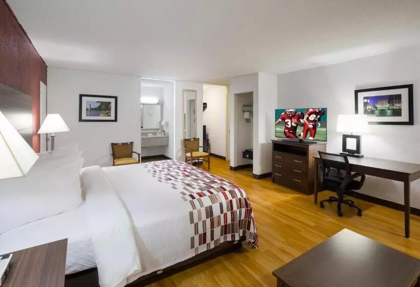 キングサイズベッドのスイートルーム, Horizon Inn & Suites