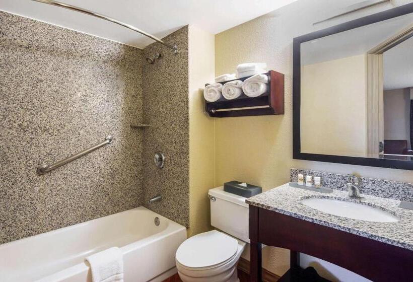 标准间带双人床, La Quinta By Wyndham Oakland Airport Coliseum