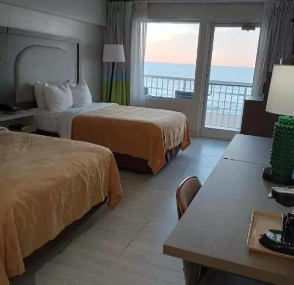 スーペリアールーム, Quality Inn & Suites Oceanfront