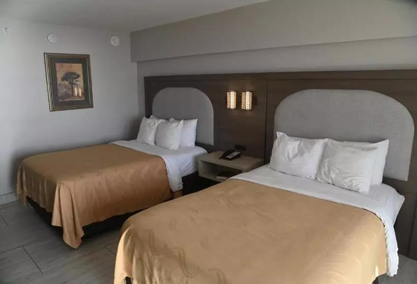 スーペリアールーム, Quality Inn & Suites Oceanfront