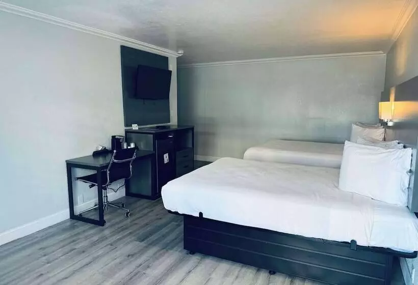 سوییت, Surestay By Best Western Fresno Central