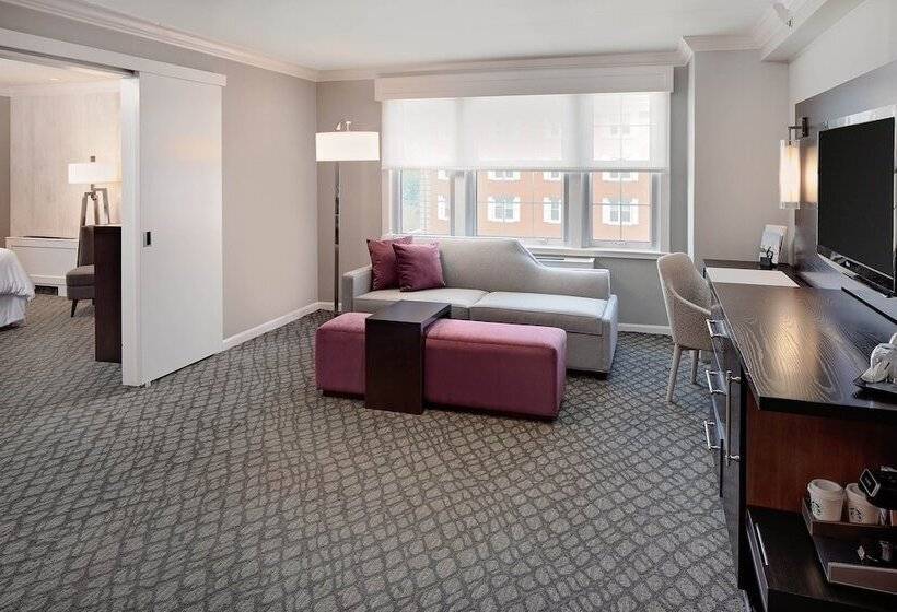 جناح رئاسى, The Westin Governor Morris, Morristown