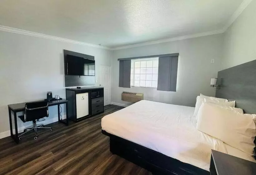اتاق استاندارد با تخت بزرگ, Surestay By Best Western Fresno Central