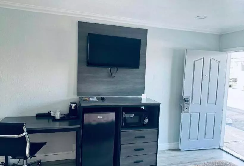 اتاق استاندارد برای معلولان, Surestay By Best Western Fresno Central