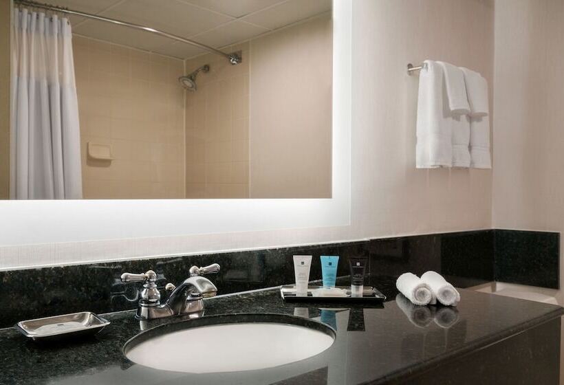 غرفة قياسية, Crowne Plaza Englewood, An Ihg