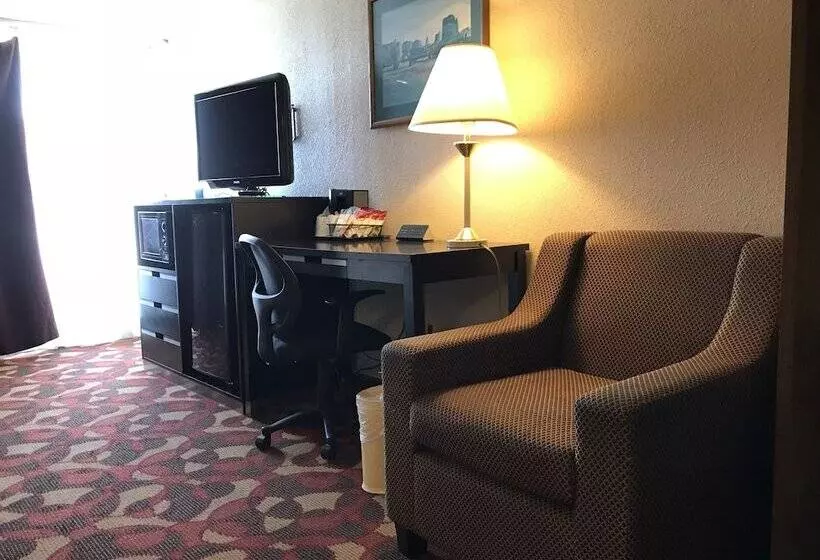 スイート, Days Inn By Wyndham Carlisle North