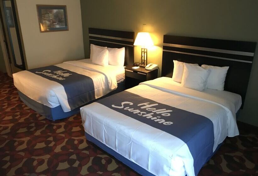 Номер Стандарт 2 Двуспальные Кровати, Days Inn By Wyndham Carlisle North
