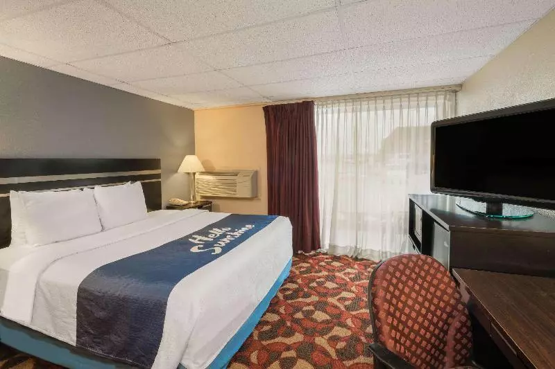 キングサイズベッドのスタンダードルーム, Days Inn By Wyndham Carlisle North