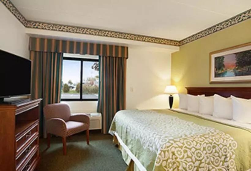 キングサイズベッドのデラックススイート, Days Inn By Wyndham Rutland/killington Area