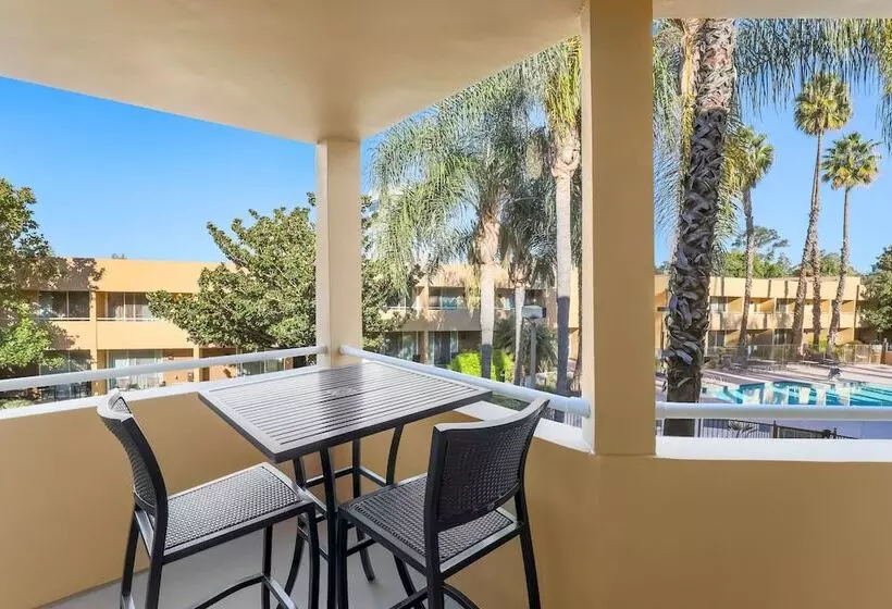 سوئیت برای معلولان, Fairfield Inn And Suites By Marriott San Jose Airport