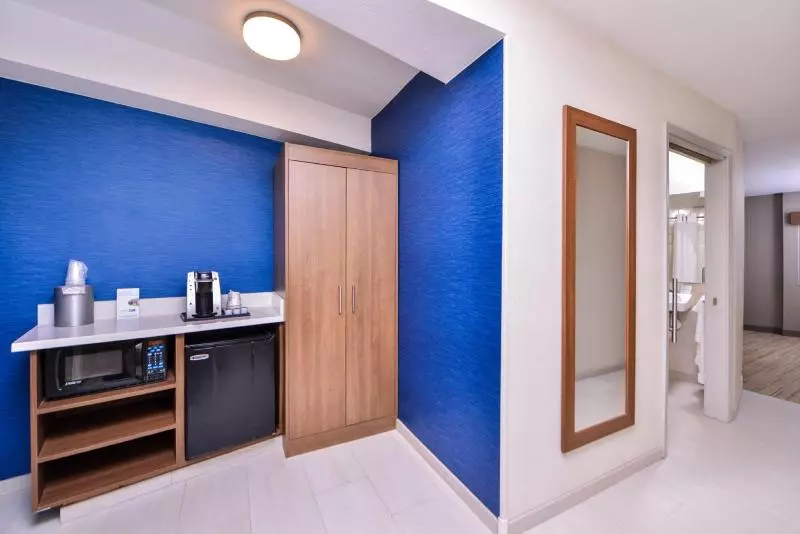 اتاق استاندارد, Holiday Inn Express Walnut Creek, An Ihg