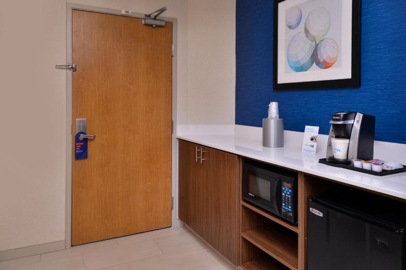 جناح سرير كينج, Holiday Inn Express Walnut Creek, An Ihg