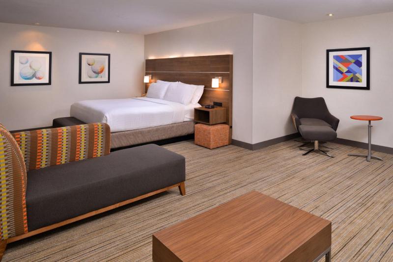جناح سرير كينج, Holiday Inn Express Walnut Creek, An Ihg