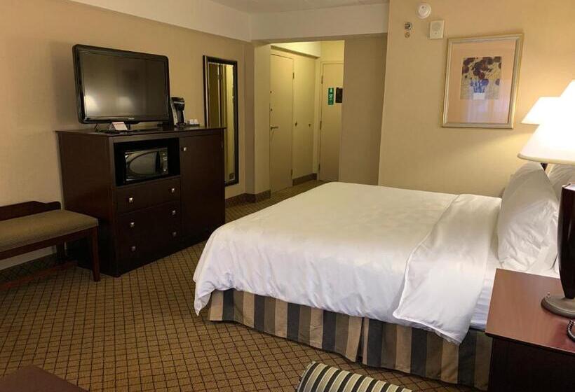 Номер Deluxe Кровать Кинг, Holiday Inn Johnstown Downtown, An Ihg