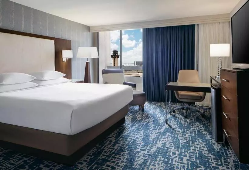 キングサイズベッドのスタンダードルーム, Hyatt Regency Dfw International Airport