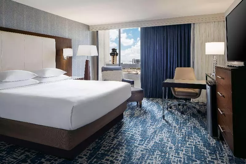 キングサイズベッドのスタンダードルーム, Hyatt Regency Dfw International Airport