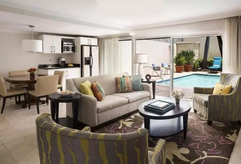 ویلای 3 خوابه, Hyatt Regency Newport Beach