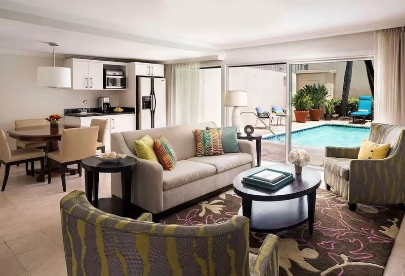 ویلای 3 خوابه, Hyatt Regency Newport Beach