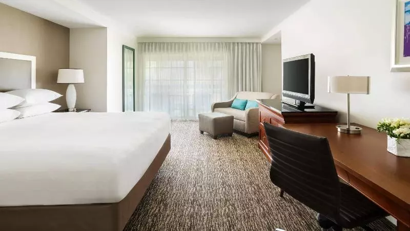 اتاق استاندارد با تخت بزرگ, Hyatt Regency Newport Beach