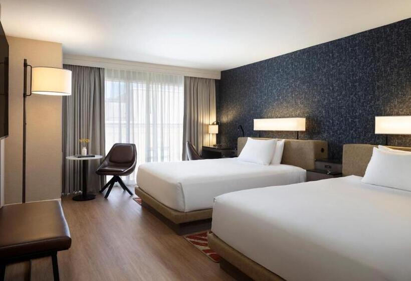 带2个双人床的标准工作室, Hyatt Regency San Antonio Riverwalk