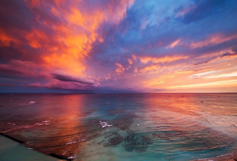 带海景的带双人床的标准间, Hyatt Regency Waikiki Beach Resort & Spa