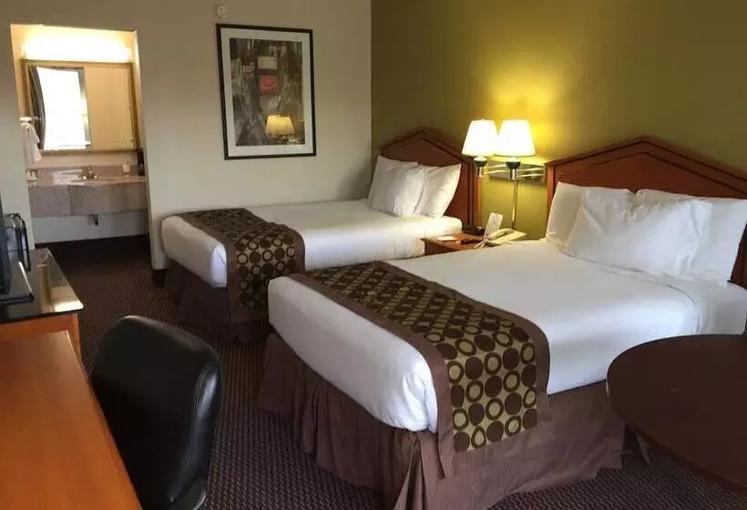 ２ダブルベッドのスタンダードルーム, Ramada By Wyndham Pikesville/baltimore North
