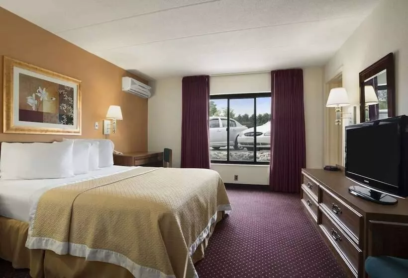 スイート, Ramada By Wyndham Pittsburgh/new Stanton