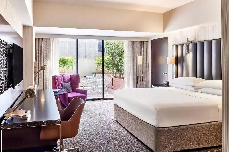 Deluxe-huone Soveltuu Liikuntarajoitteisille, Sheraton Grand Los Angeles
