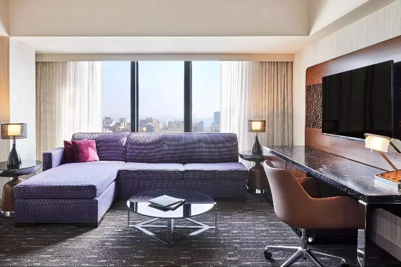 Sviitti Liikuntarajoitteisille, Sheraton Grand Los Angeles