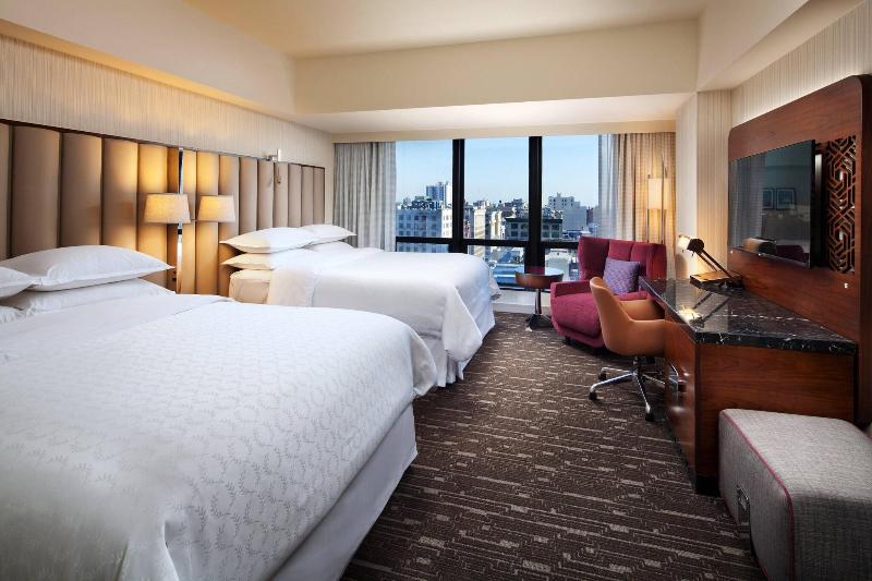 غرفة كلوب, Sheraton Grand Los Angeles