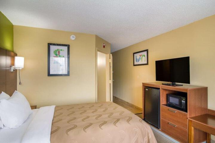 身障者適用スタンダードルーム, Stayable Jax West