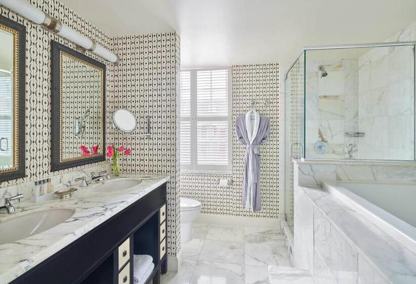 غرفة قياسية سرير كينج, The Alexandrian Old Town Alexandria, Autograph Collection