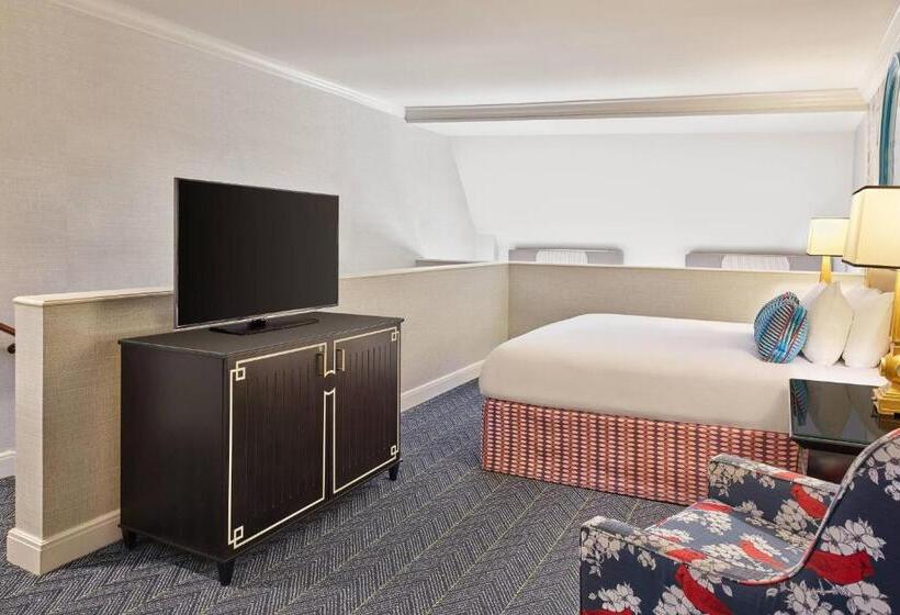 غرفة قياسية سرير كينج, The Alexandrian Old Town Alexandria, Autograph Collection