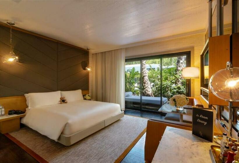 Quarto Estandar Vista Piscina, The Hollywood Roosevelt