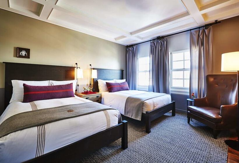 Номер Superior, The Hollywood Roosevelt