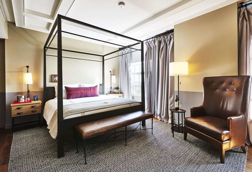 Номер Superior, The Hollywood Roosevelt